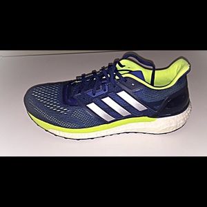 Adidas supernova running shoes
